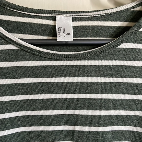 Brand new striped dress, size medium! - Picture 4 of 7